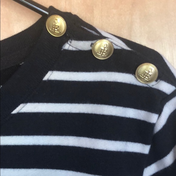 Sweater - Picture 4 of 4